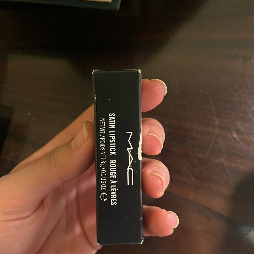 MAC LIPSTICK Rouge A Levres - Picture 2 of 5